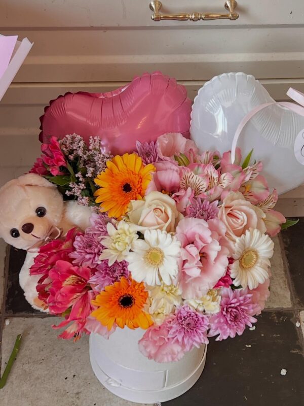 מארז עם בלונים