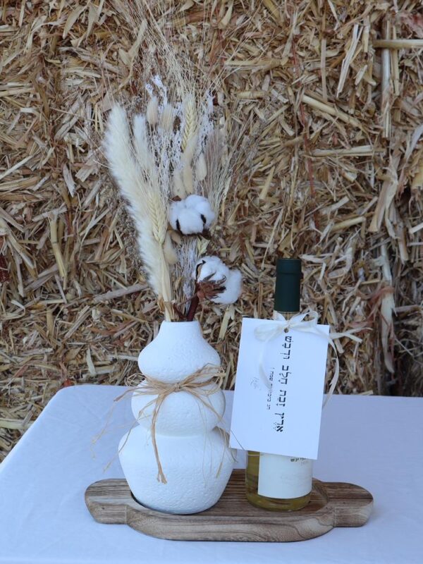 מארז אגרטל פרחים יבשים ויין